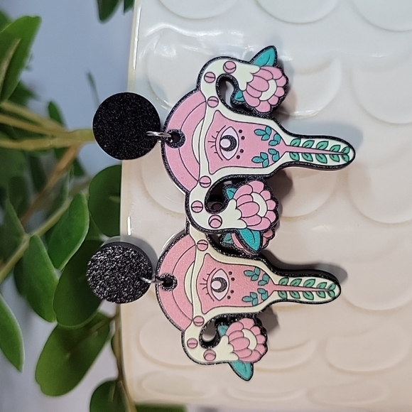Uterus Feminist Themed Dangle Earrings - Picture 1 of 7